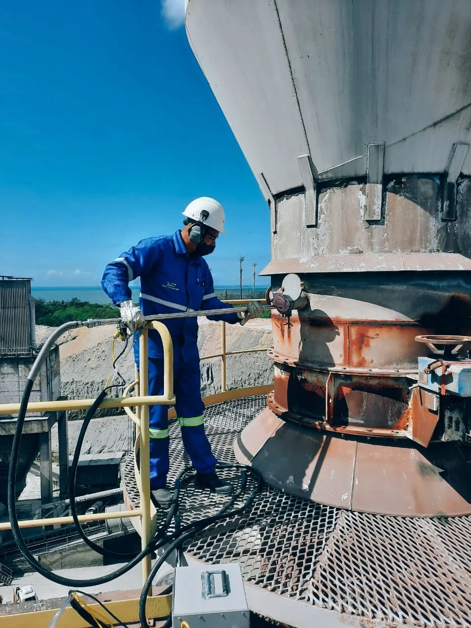 Monitoramento de emissões atmosféricas em fontes fixas: como funciona a amostragem em chaminé